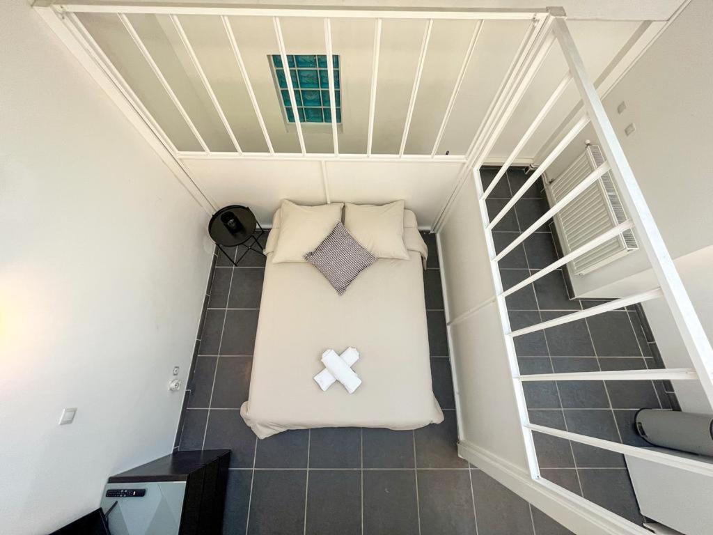 Suite Palm Spring Villeurbanne Extérieur photo
